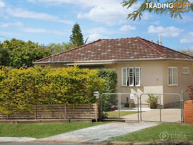 19 Darra Avenue Darra QLD 4076