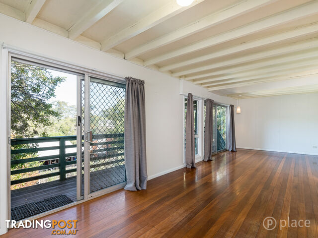 144 Burbong Street Chapel Hill QLD 4069