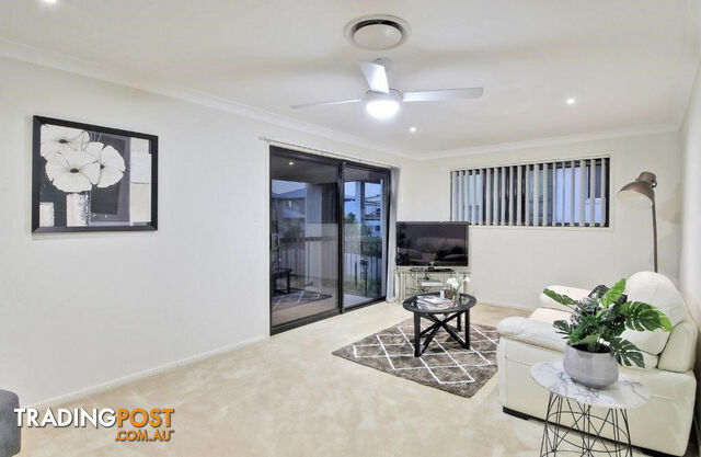 10 Azzure Street Eight Mile Plains QLD 4113