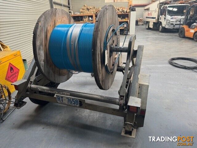 Cable Trailer (Self Loading)