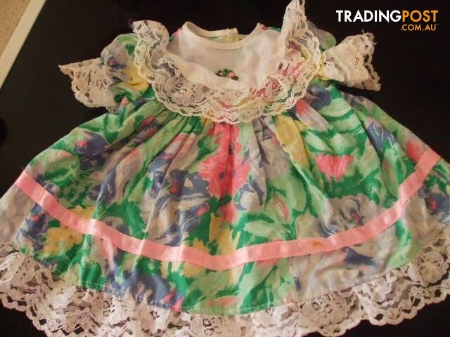 Sleeping Eye Doll (approx 38cm) with Extra Clothes - photo 5 of 5