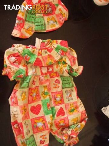 Sleeping Eye Doll (approx 38cm) with Extra Clothes - photo 4 of 5