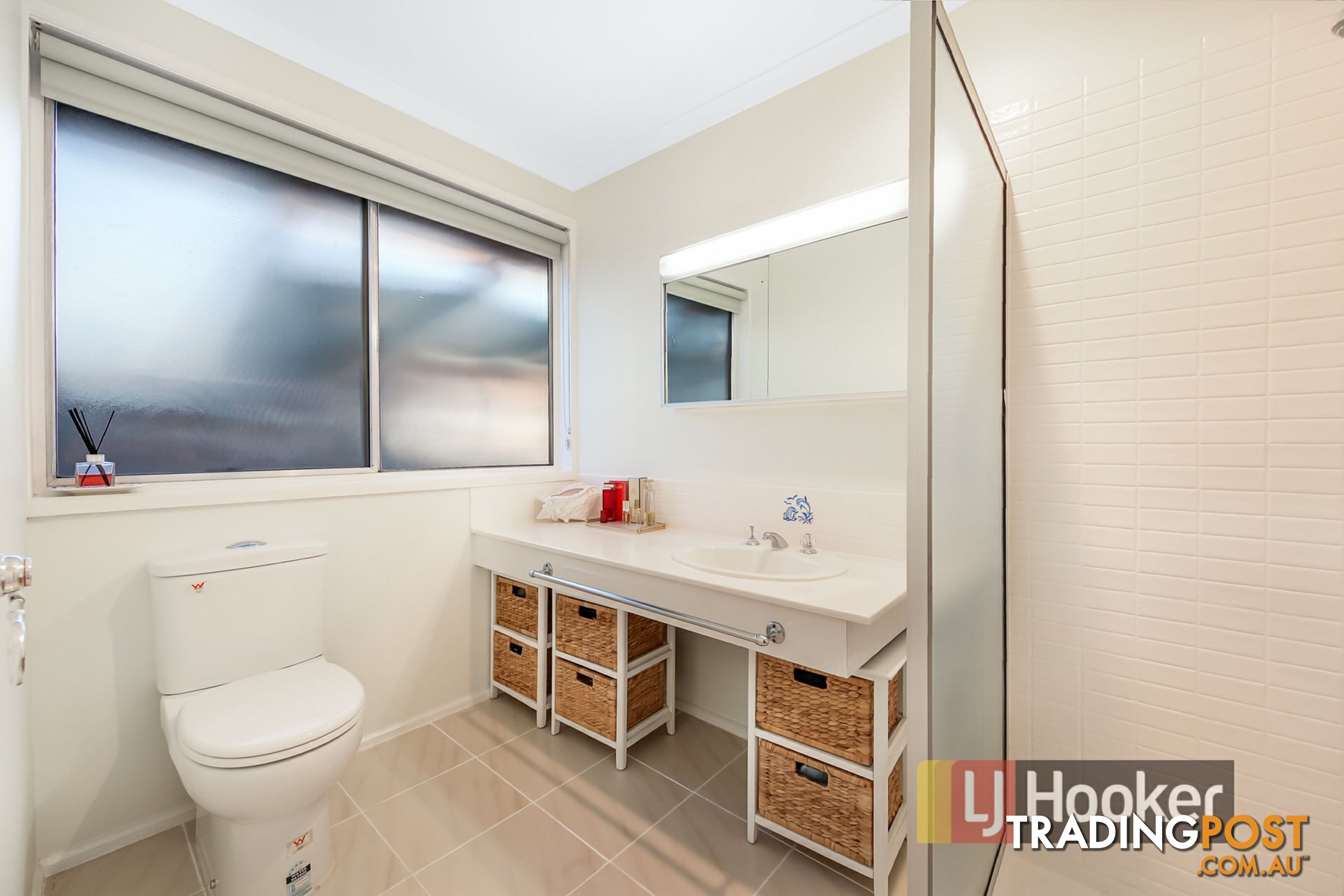 4 Gracilis Court ENDEAVOUR HILLS VIC 3802