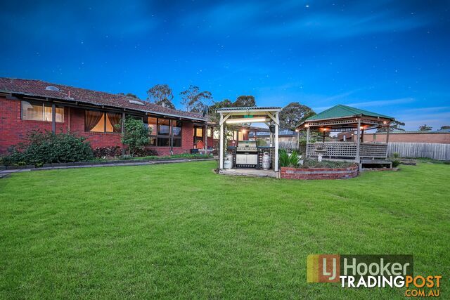 4 Gracilis Court ENDEAVOUR HILLS VIC 3802