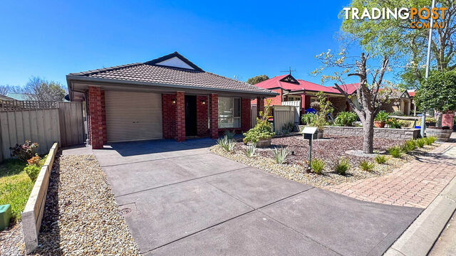 9 Freshmeadow Drive Seaford Rise SA 5169