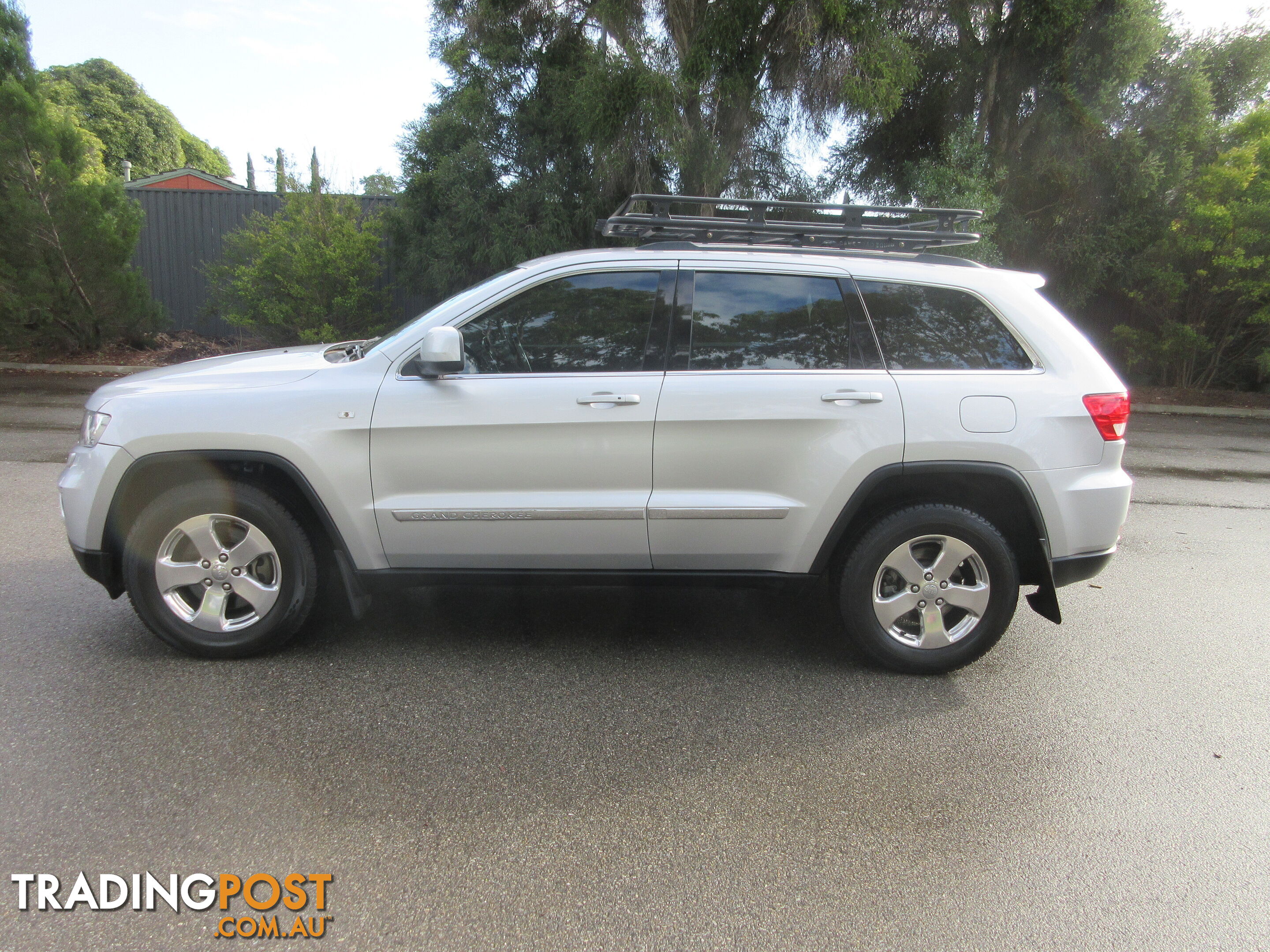 2012 JEEP GRAND CHEROKEE LAREDO (4x4) WK MY12 4D WAGON