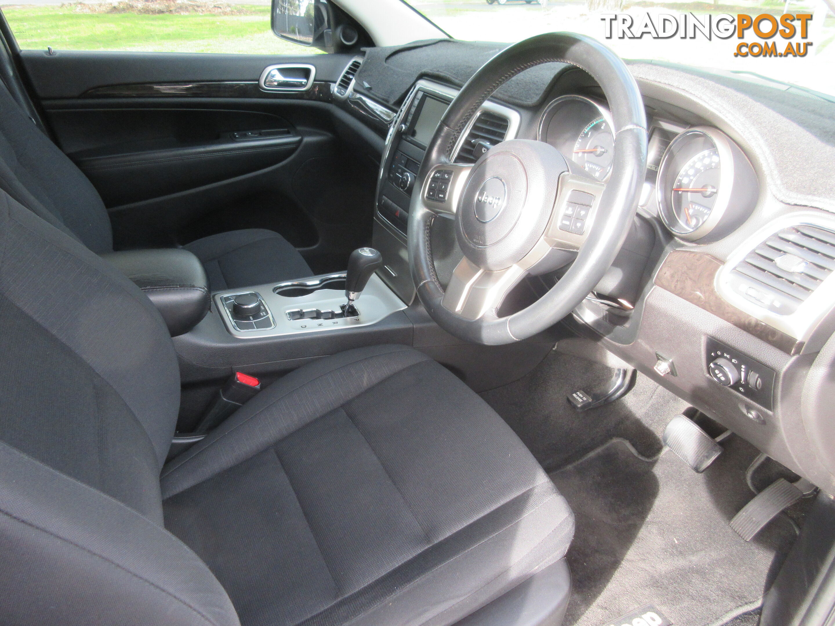 2012 JEEP GRAND CHEROKEE LAREDO (4x4) WK MY12 4D WAGON