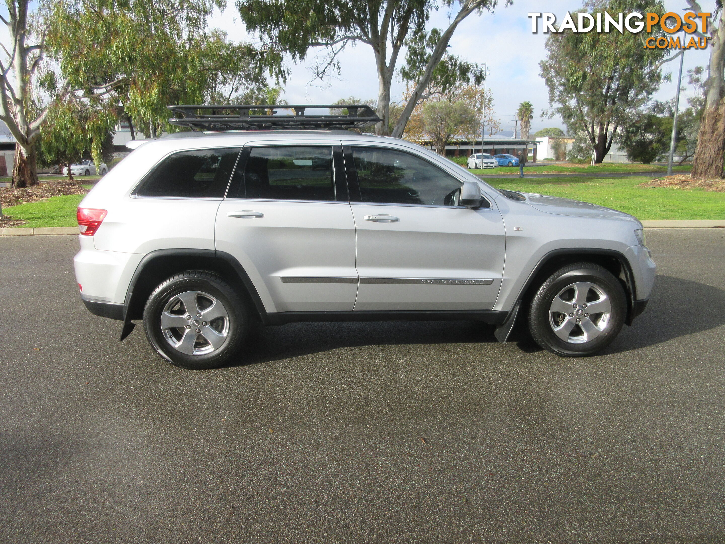 2012 JEEP GRAND CHEROKEE LAREDO (4x4) WK MY12 4D WAGON