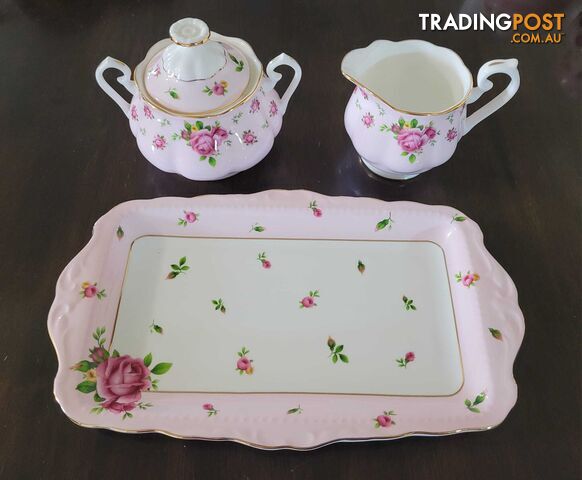 Royal Albert New Country Roses Pink china items - never used - great gift idea