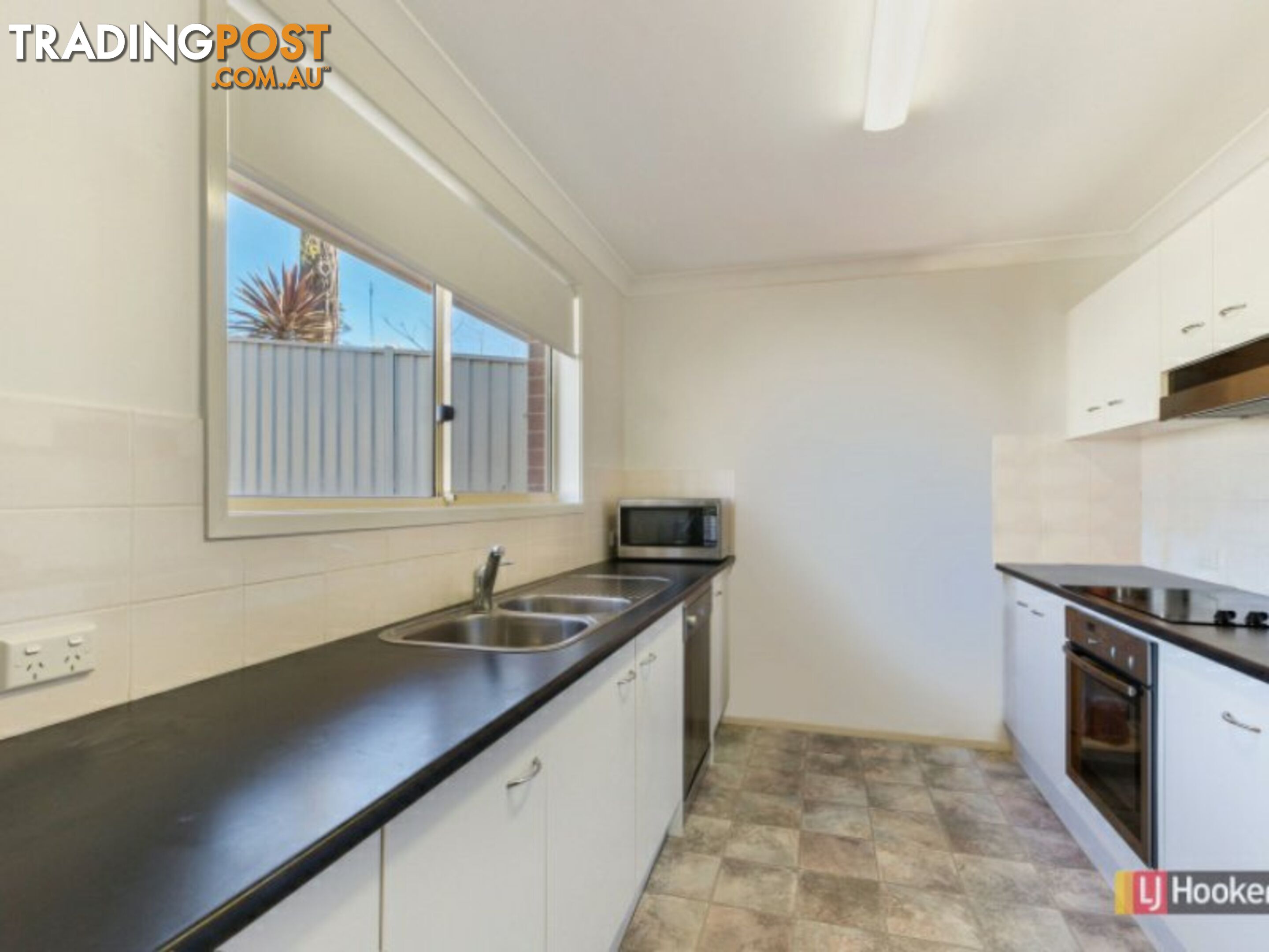 2/15 Sandpiper Place GREEN POINT NSW 2251