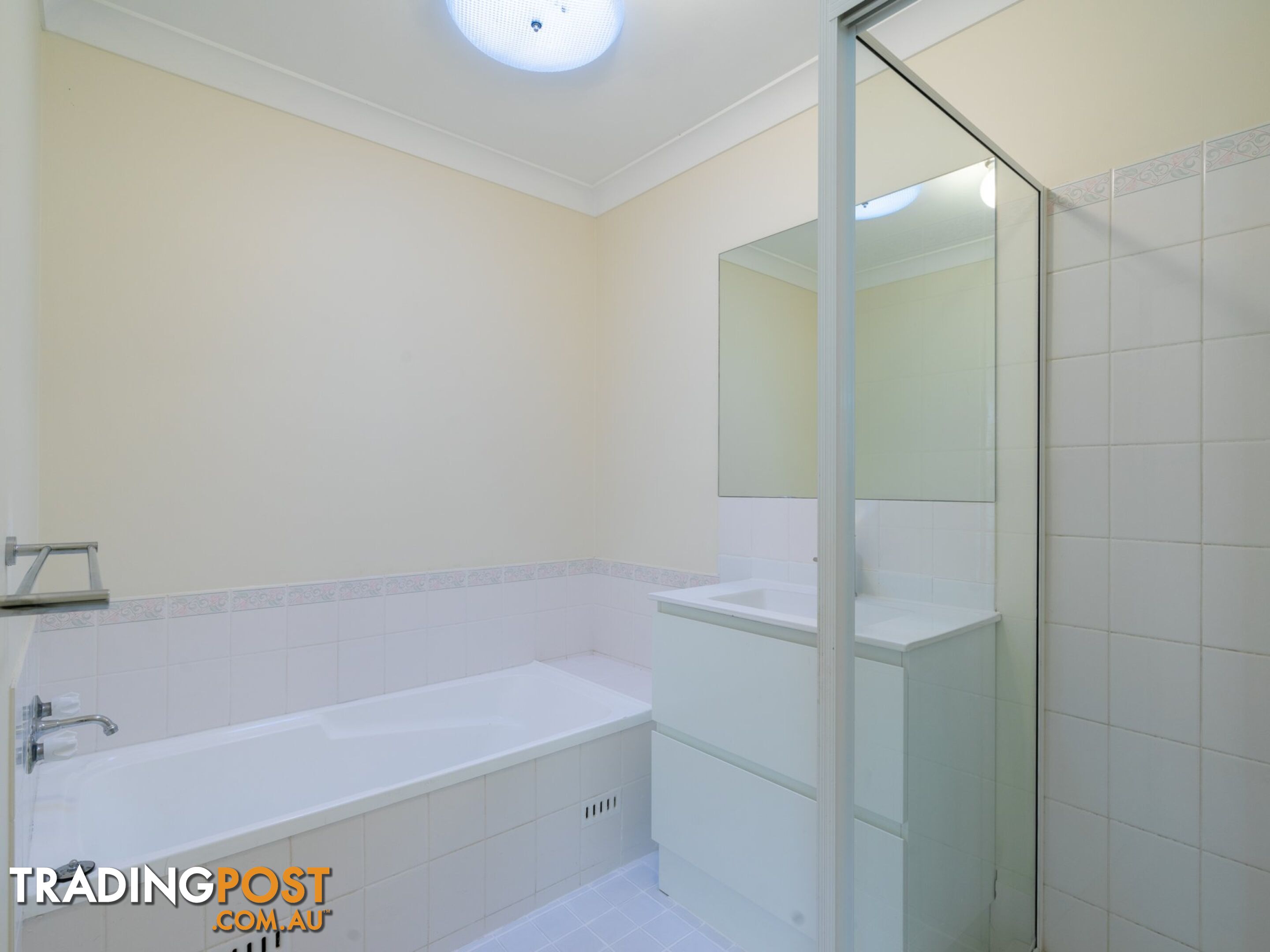 1/14 Jessie Riley Avenue ERINA NSW 2250