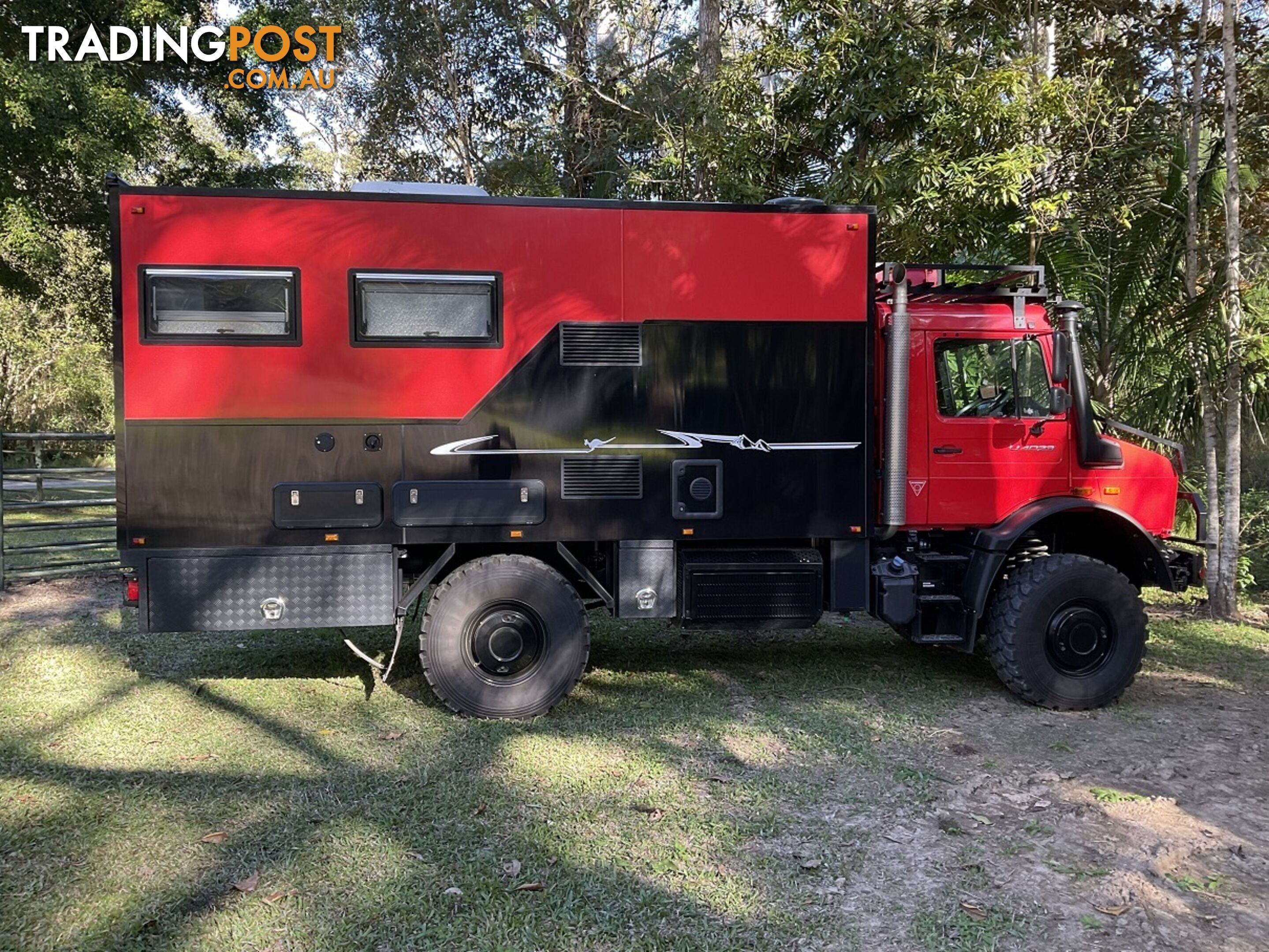 UNIMOG U4023 (MERCEDES-BENZ)4X4 MOTORHOME-- YEAR 2022 OPEN TO OFFERS OVER $400,000