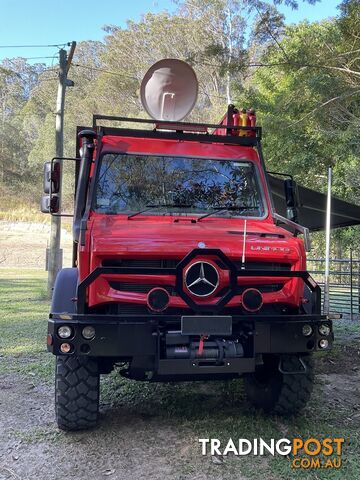 UNIMOG U4023 (MERCEDES-BENZ)4X4 MOTORHOME-- YEAR 2022 OPEN TO OFFERS OVER $400,000