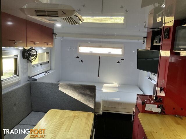 UNIMOG U4023 (MERCEDES-BENZ)4X4 MOTORHOME-- YEAR 2022 OPEN TO OFFERS OVER $400,000