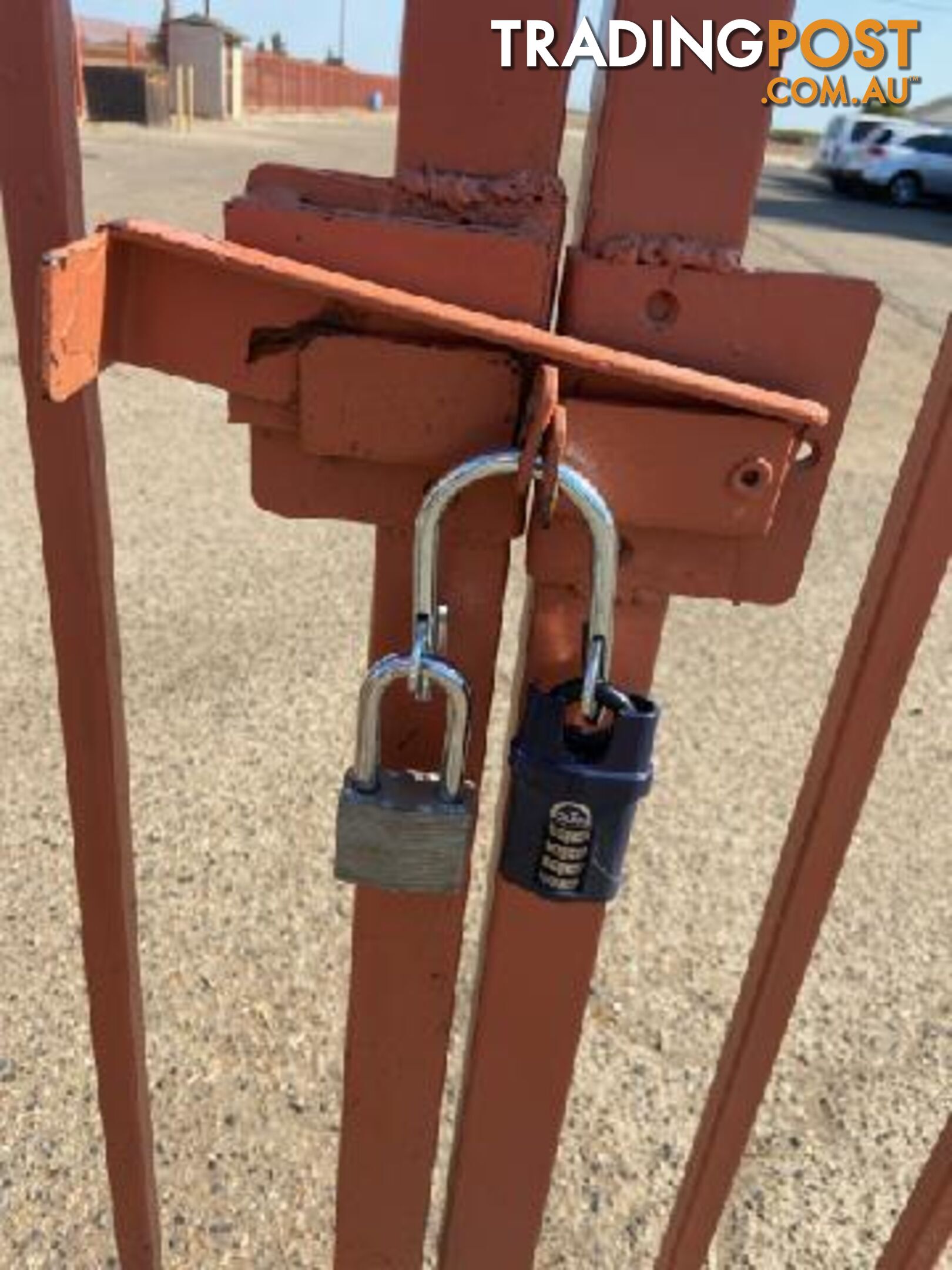 2 Lock Gate Keeper System