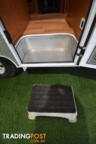 2011 EMPIRE 21 - photo 5 of 24