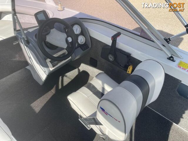 2003 QUINTREX 475 FREEDOM SPORT - photo 2 of 12