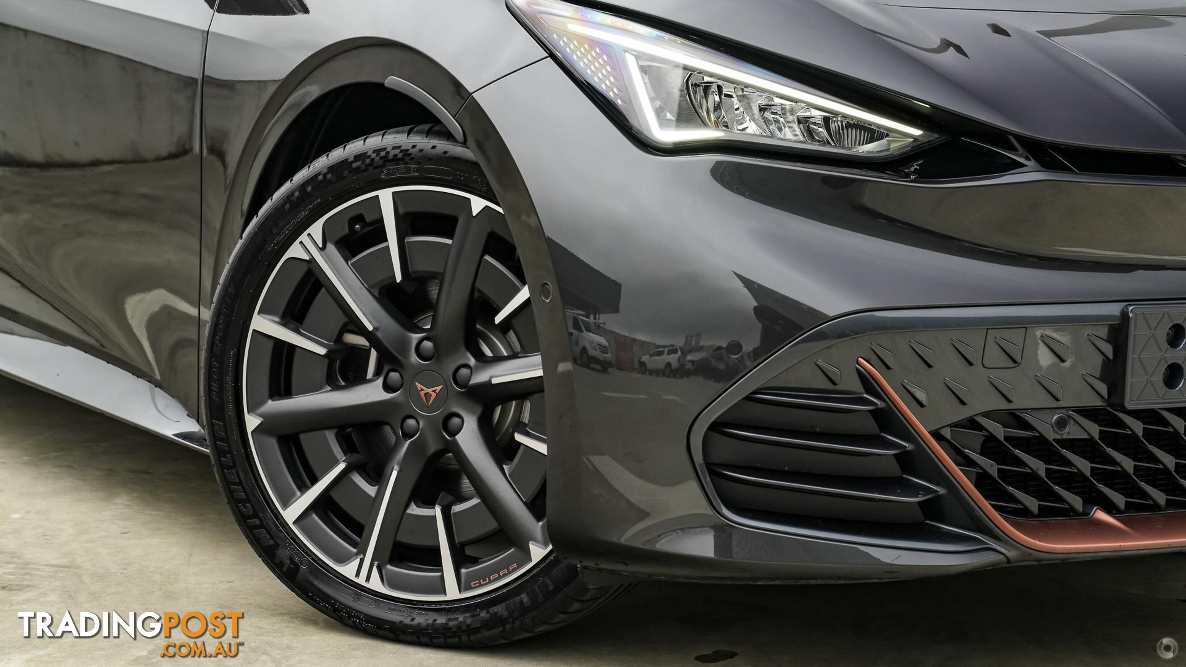 2024 CUPRA Born   Hatch