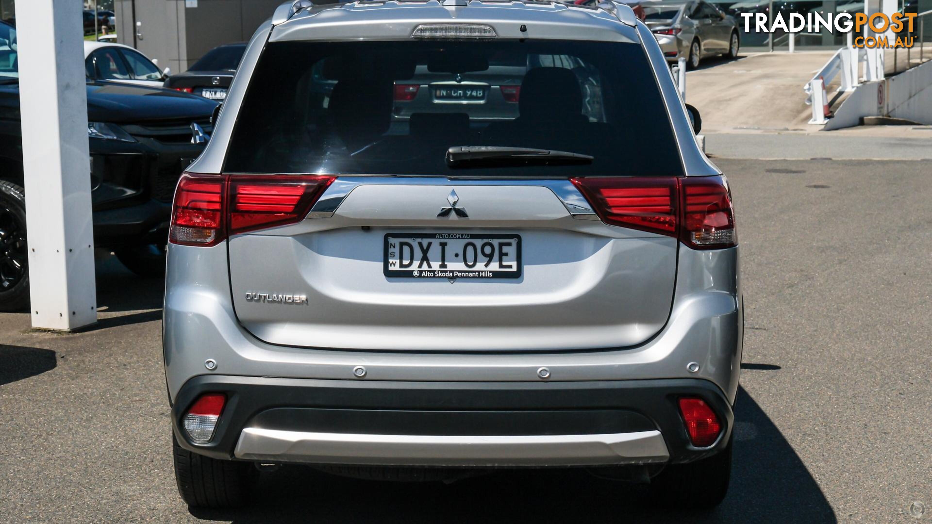 2018 Mitsubishi Outlander LS  SUV