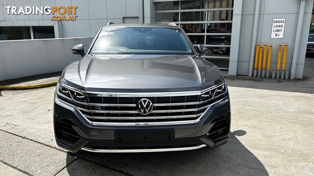 2022 Volkswagen Touareg 210TDI R-Line  SUV