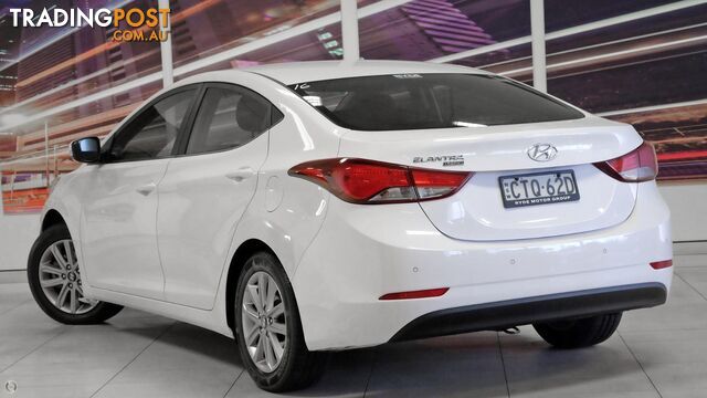 2014 Hyundai Elantra Trophy  Sedan