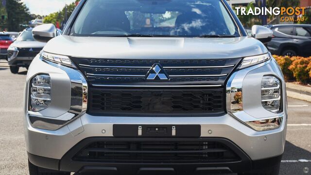 2024 Mitsubishi Outlander ES  SUV