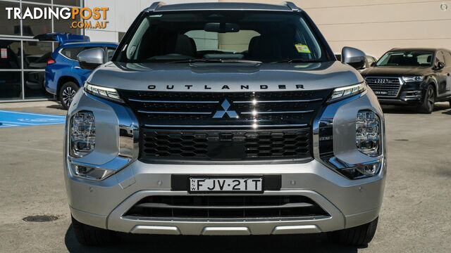 2023 Mitsubishi Outlander Exceed  SUV