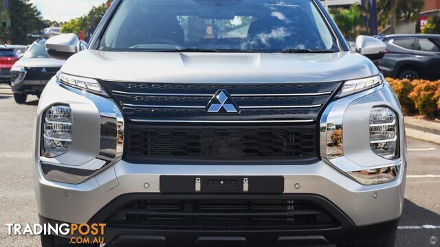 2024 Mitsubishi Outlander ES  SUV