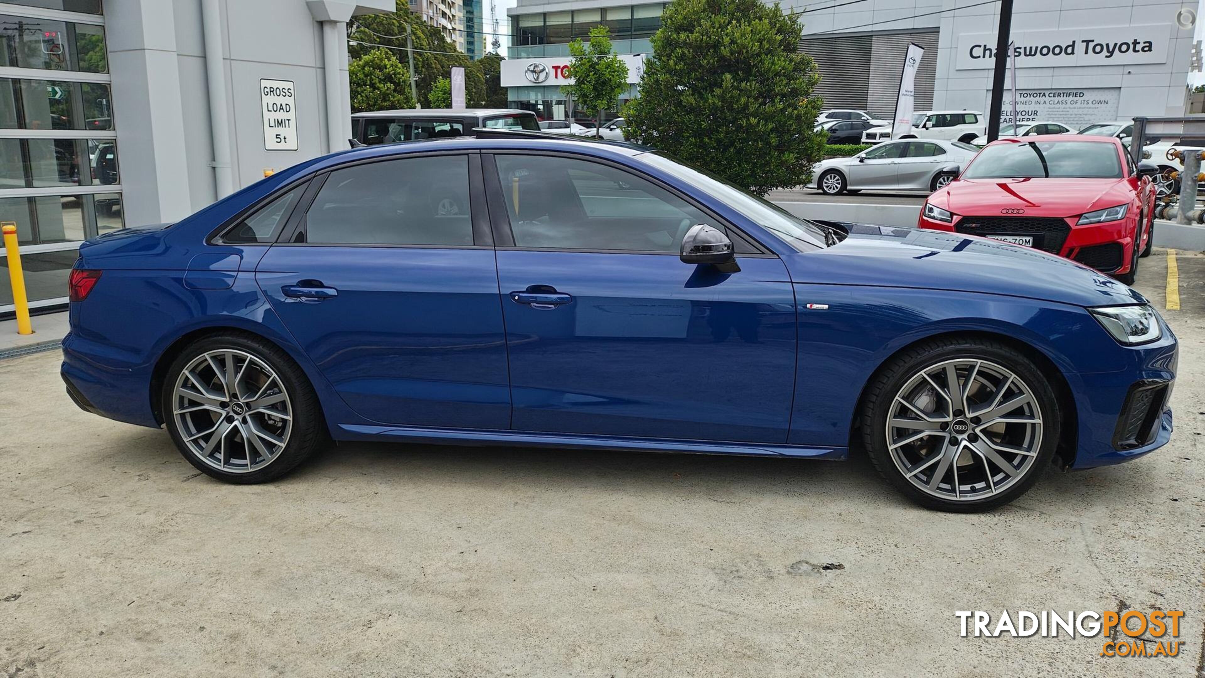 2023 Audi A4 45 TFSI S line  Sedan