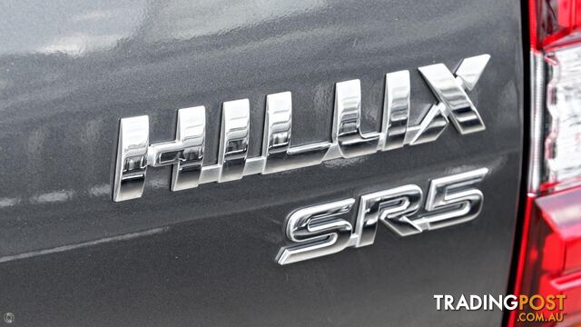 2022 Toyota Hilux SR5  Ute