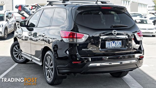 2016 Nissan Pathfinder ST-L  SUV