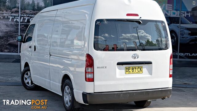 2015 Toyota Hiace   Van