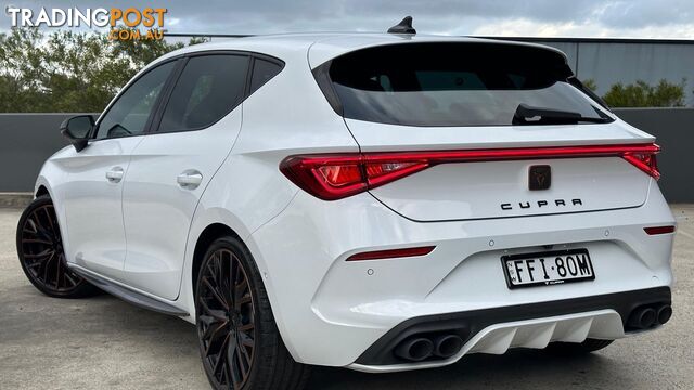 2023 CUPRA Leon VZx  Hatch