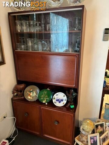 Bar glass and bottle unit