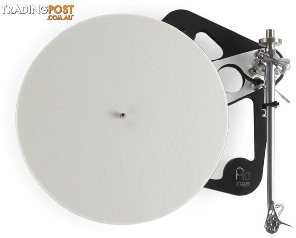 Rega Planar 10 Turntable - photo 2 of 5
