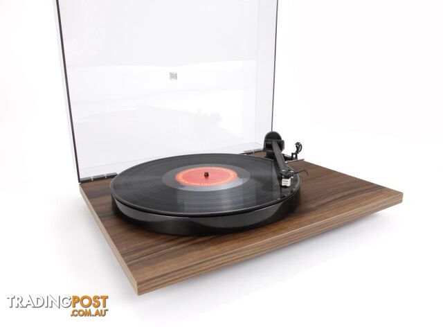 Rega Planar 1 - Walnut - photo 2 of 4