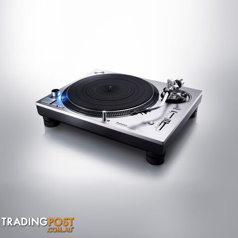 Technics SL-1200GREBS Grand Class GR Direct Drive Turntable Silver - photo 3 of 7