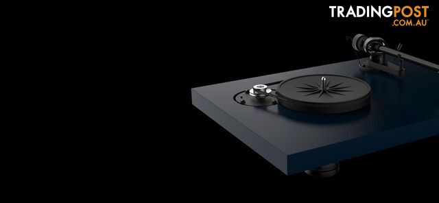 Pro-Ject Debut Carbon EVO Acryl Turntable (High Gloss White) with Ortofon 2M Red Cartridge - photo 3 of 13