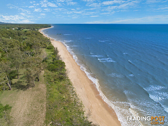 13 Beach Crt, 129 Mystic Ave BALGAL BEACH QLD 4816