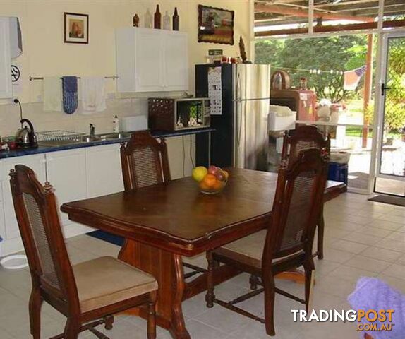 31 Balgal Beach Rd BALGAL BEACH QLD 4816