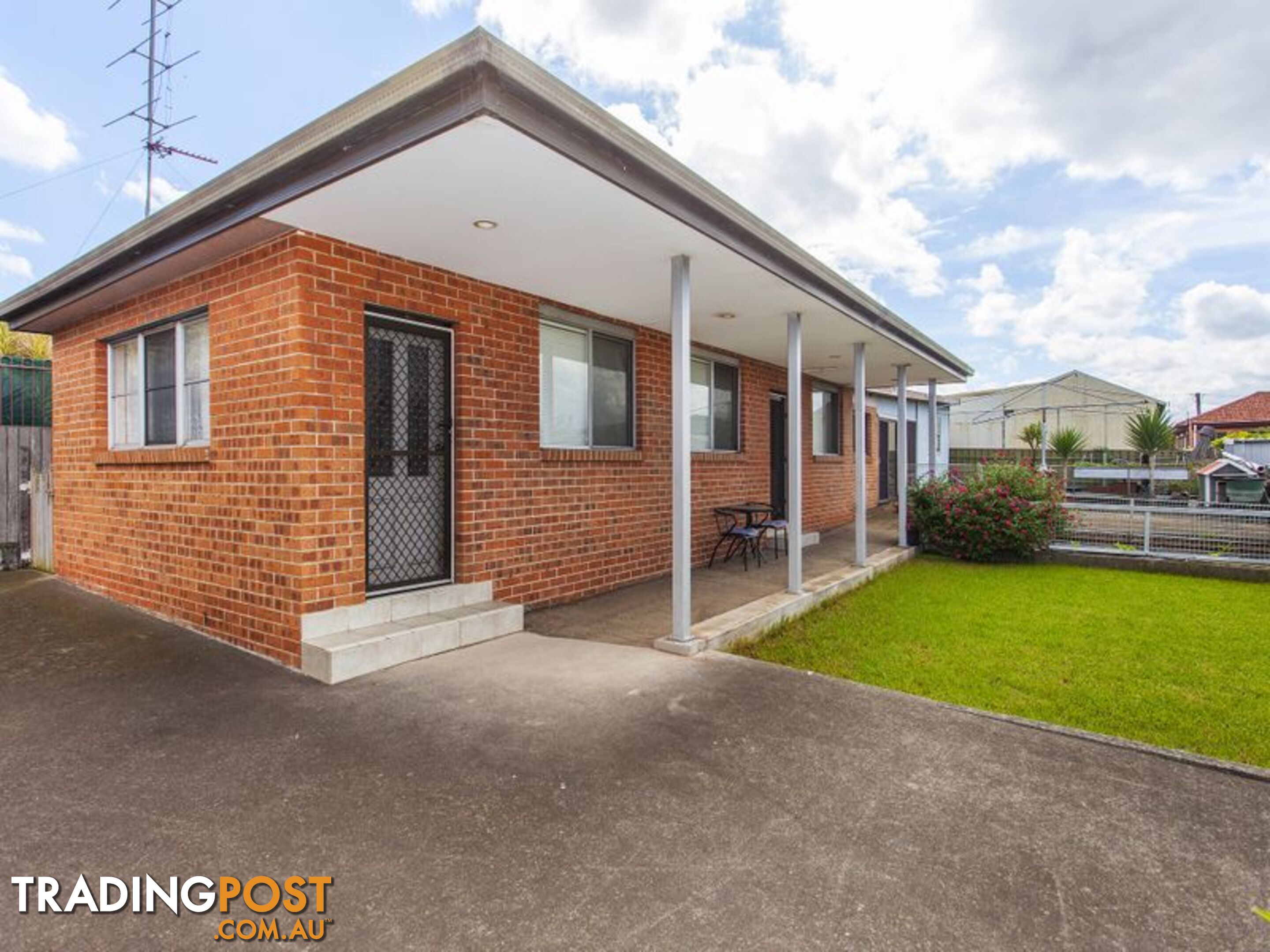 2/20 Newcastle Street CRINGILA NSW 2502