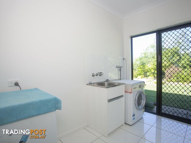 34 Seaview Crt SARINA QLD 4737