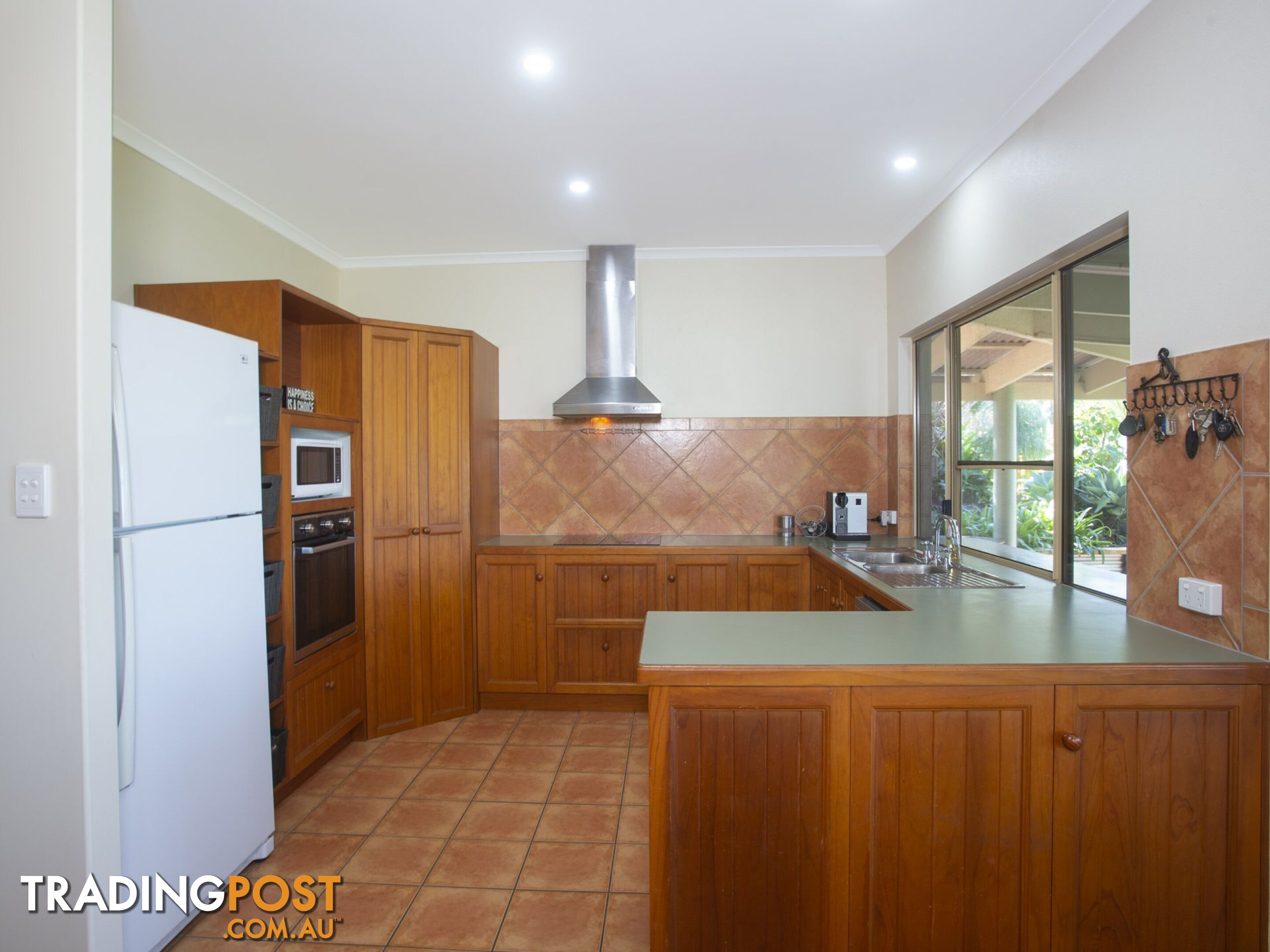 508 Miran Khan Drive FRESHWATER POINT QLD 4737