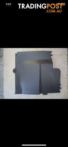 landrover discovery 2 battery cover
