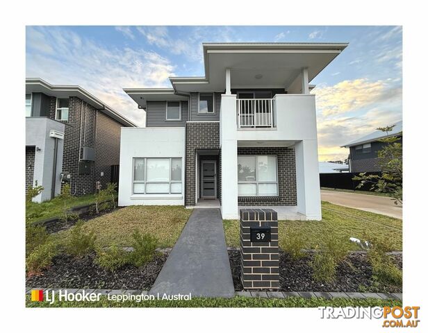 39 Thompson Road ORAN PARK NSW 2570