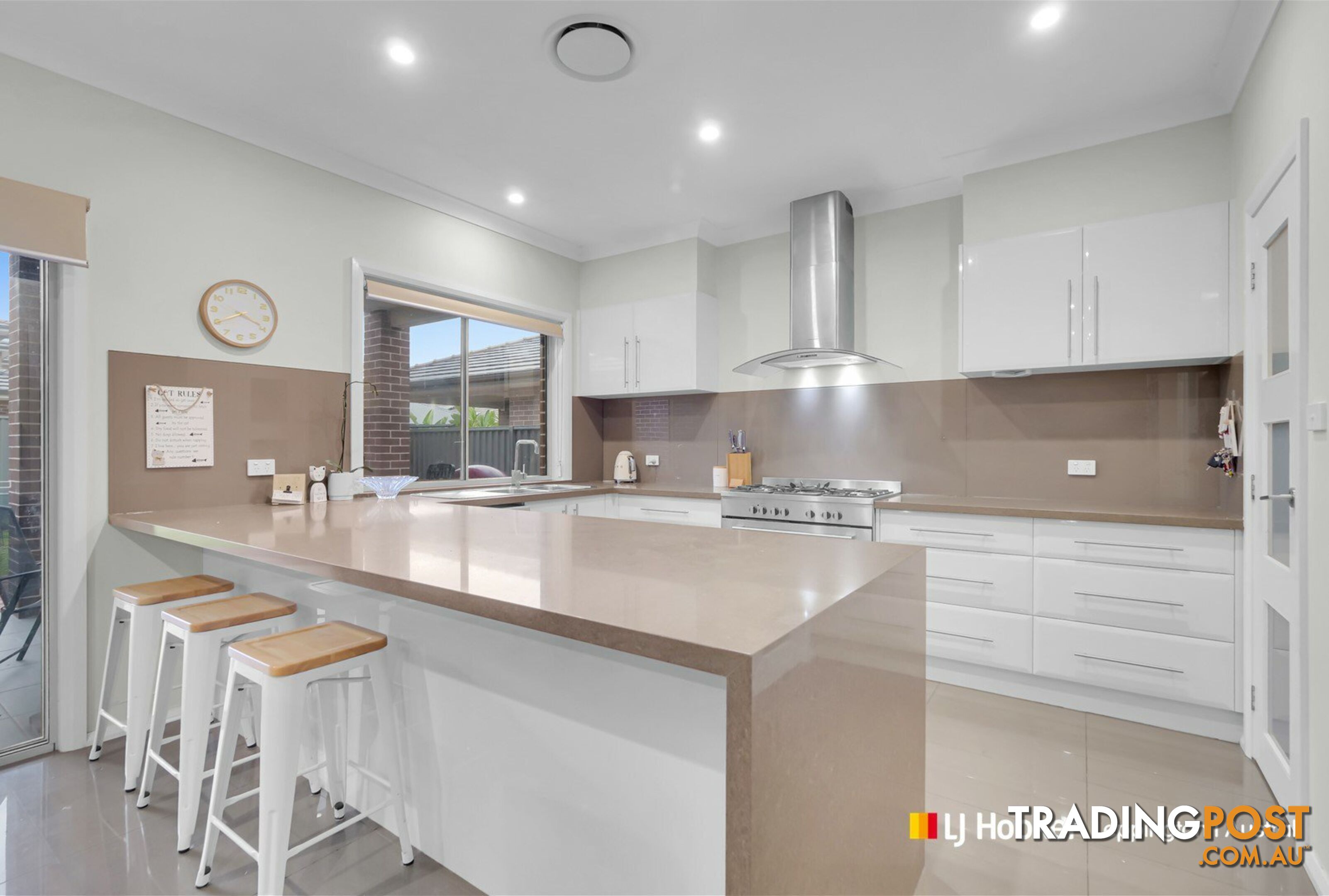 21 Canal Parade LEPPINGTON NSW 2179