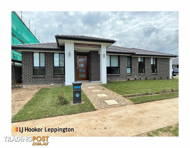 18 Coleman Loop CATHERINE FIELD NSW 2557