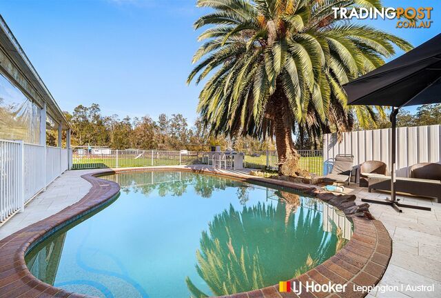 35 Robens Crescent CATHERINE FIELD NSW 2557