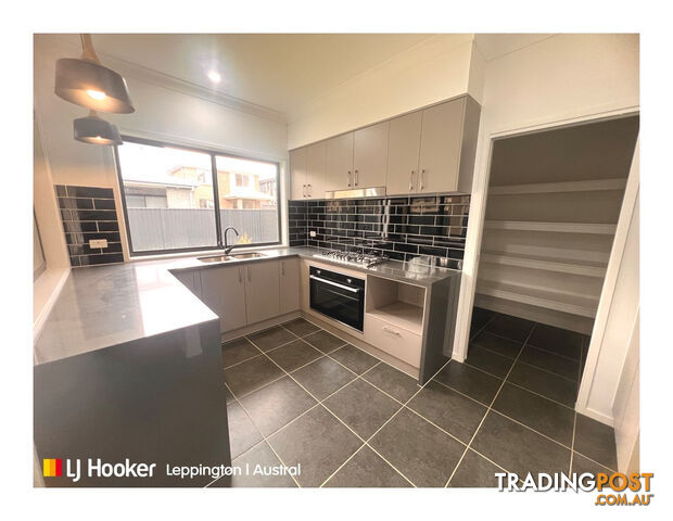 24 Tenth Avenue AUSTRAL NSW 2179
