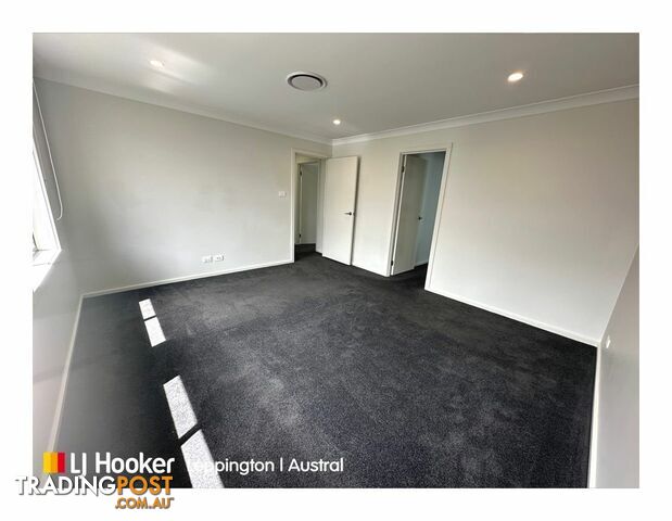 16 Fanflower Avenue DENHAM COURT NSW 2565